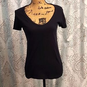 J. Crew women's black Short Sleeve vintage cotton v-neck t-shirt, to…